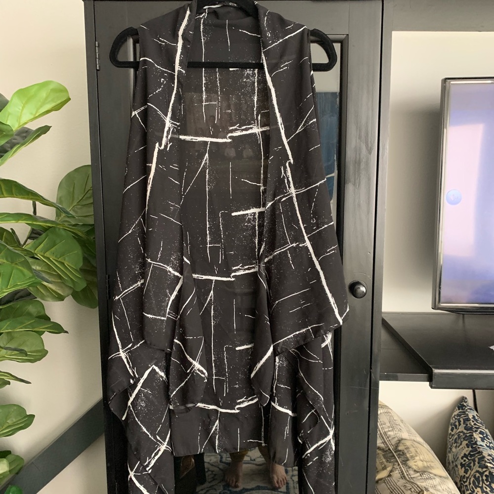 Black & White Tunic Vest